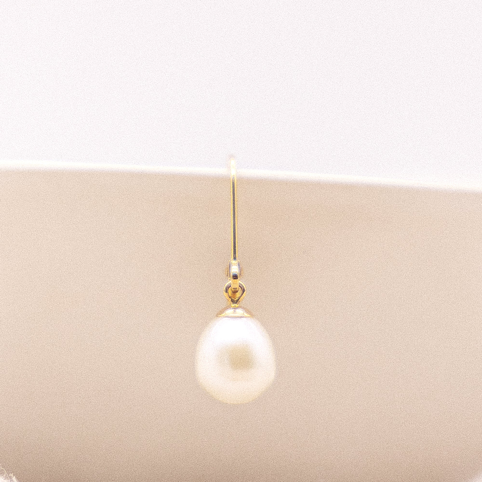 Ohrringe 333 Gold Perlen weiß 8-8,5mm