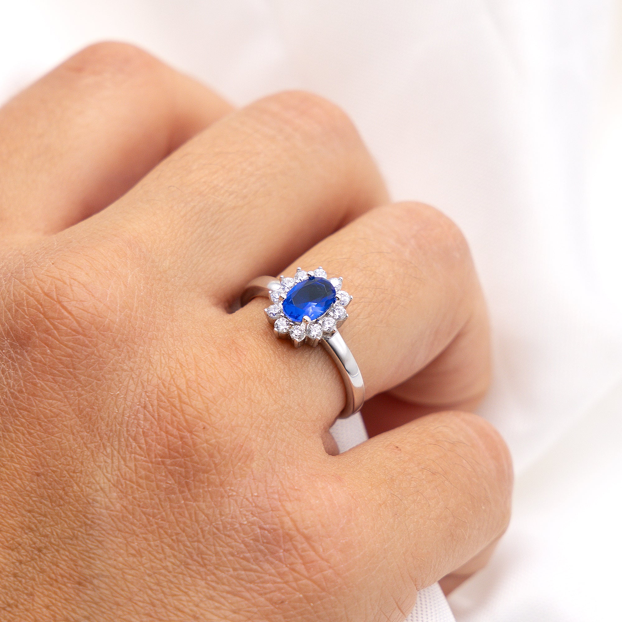 Ring Silber 925 rhodiniert mit Zirkonia blau und weiß - Ringgröße: 062 (19,7)