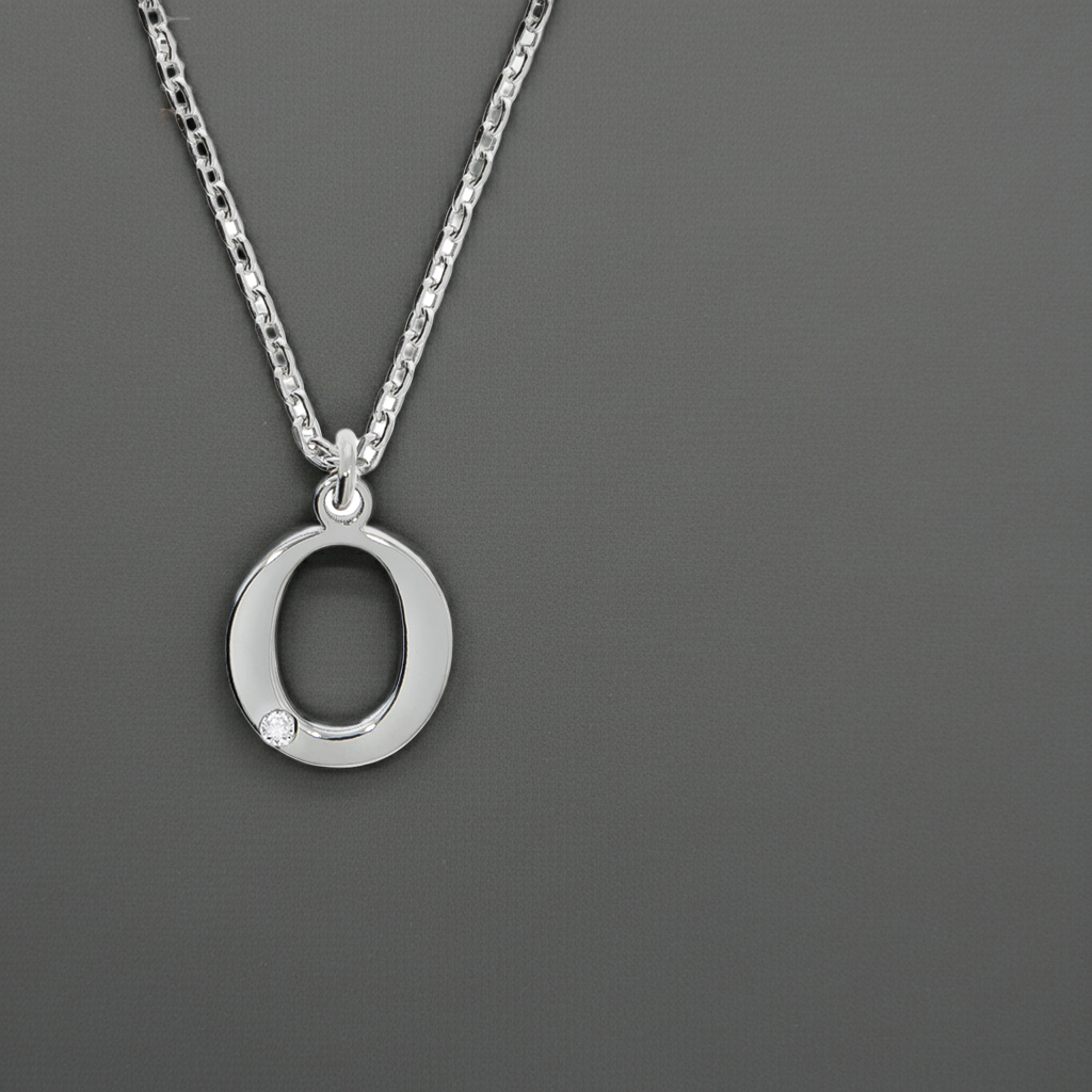 Halskette Silber 925 mit 1x Diamant 0,008ct. Buchstabe O