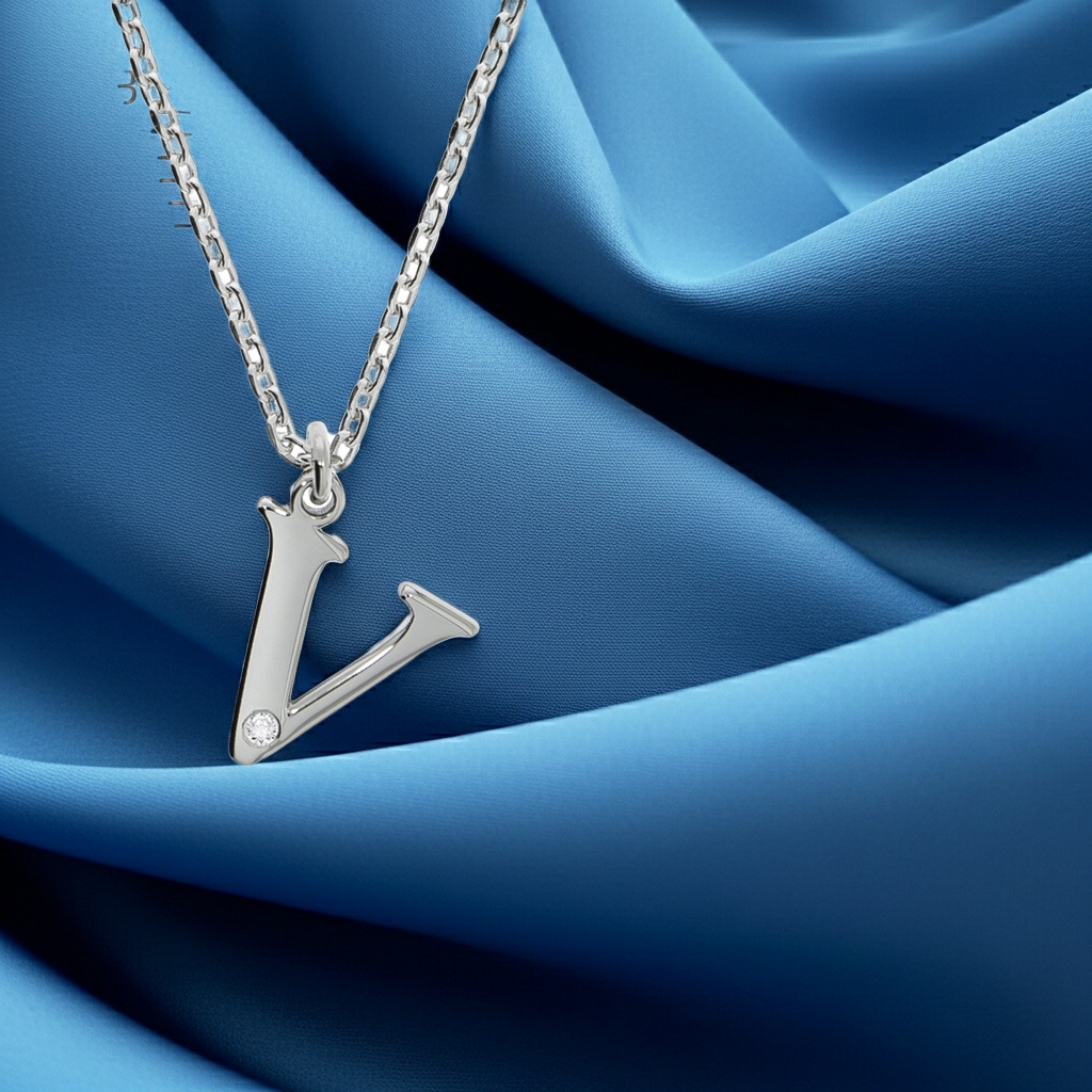 Halskette Silber 925 mit 1x Diamant 0,008ct. Buchstabe V